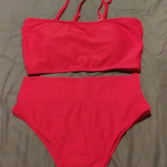 Swimsuit - Picture 3 of 3